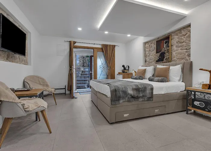 Luxury Palace 4*