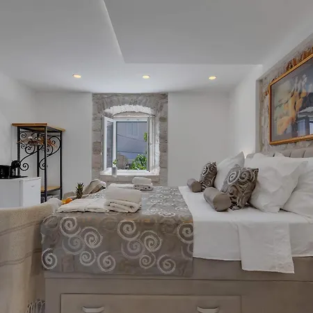 Luxury Palace 4* マカルスカ