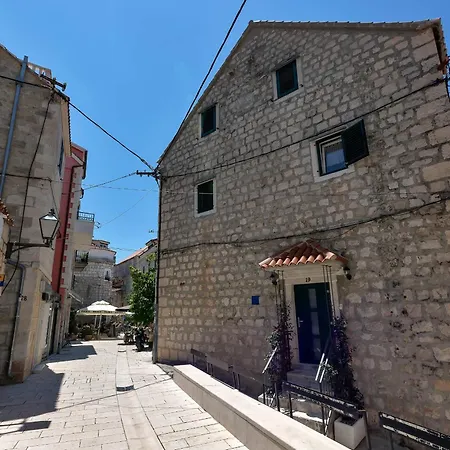 ベッド・アンド・ブレックファスト Luxury Palace 4*