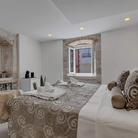 Luxury Palace 4* マカルスカ