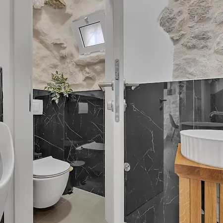 ベッド・アンド・ブレックファスト Luxury Palace マカルスカ