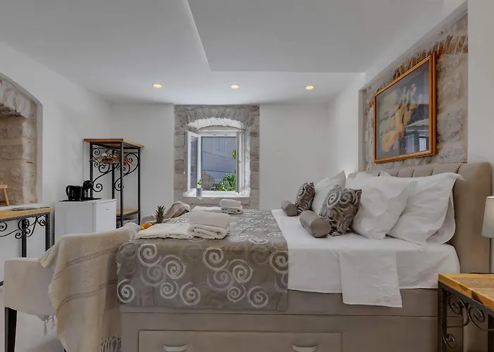 Luxury Palace 4* Makarska