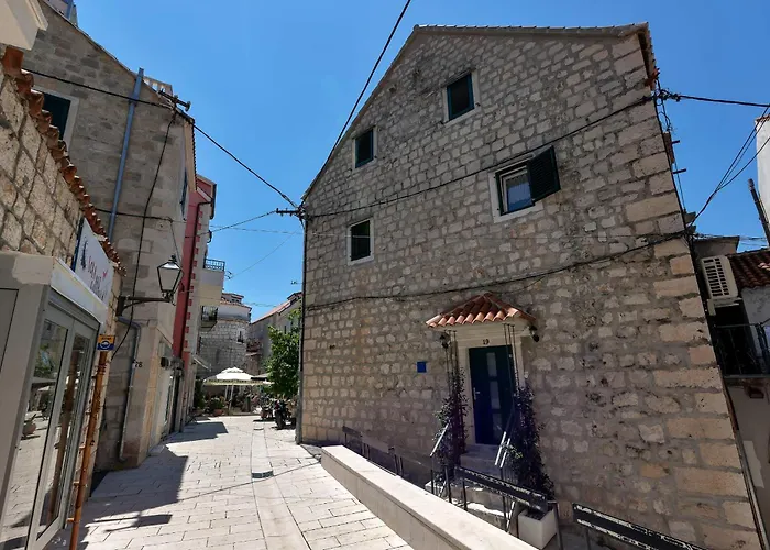 Bed & Breakfast Luxury Palace 4*