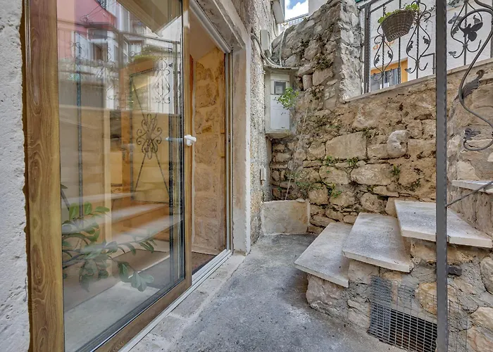 Luxury Palace Bed & Breakfast Makarska