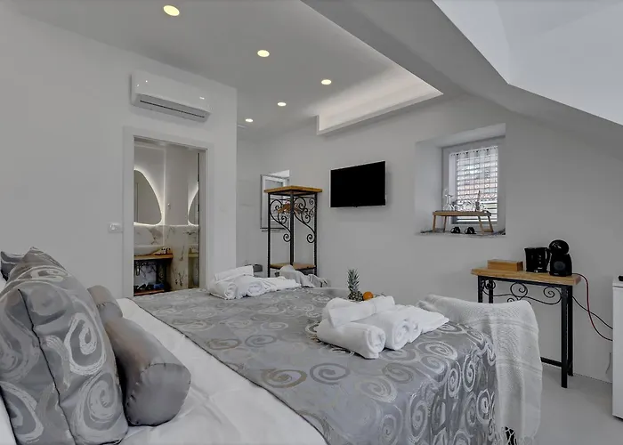 Luxury Palace Makarska