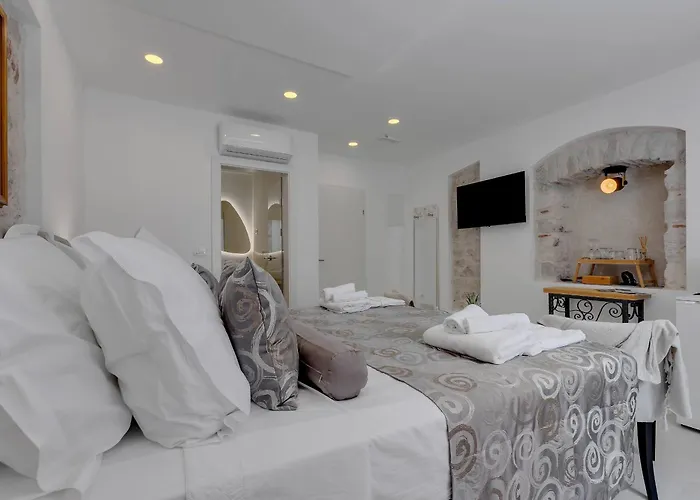 Bed & Breakfast Luxury Palace