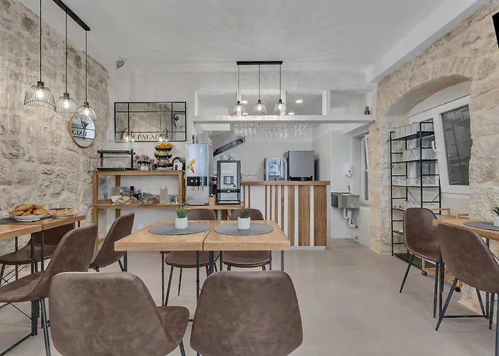 Bed & Breakfast Luxury Palace Makarska