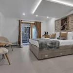 Luxury Palace 4*