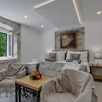 Panzió Luxury Palace 4*